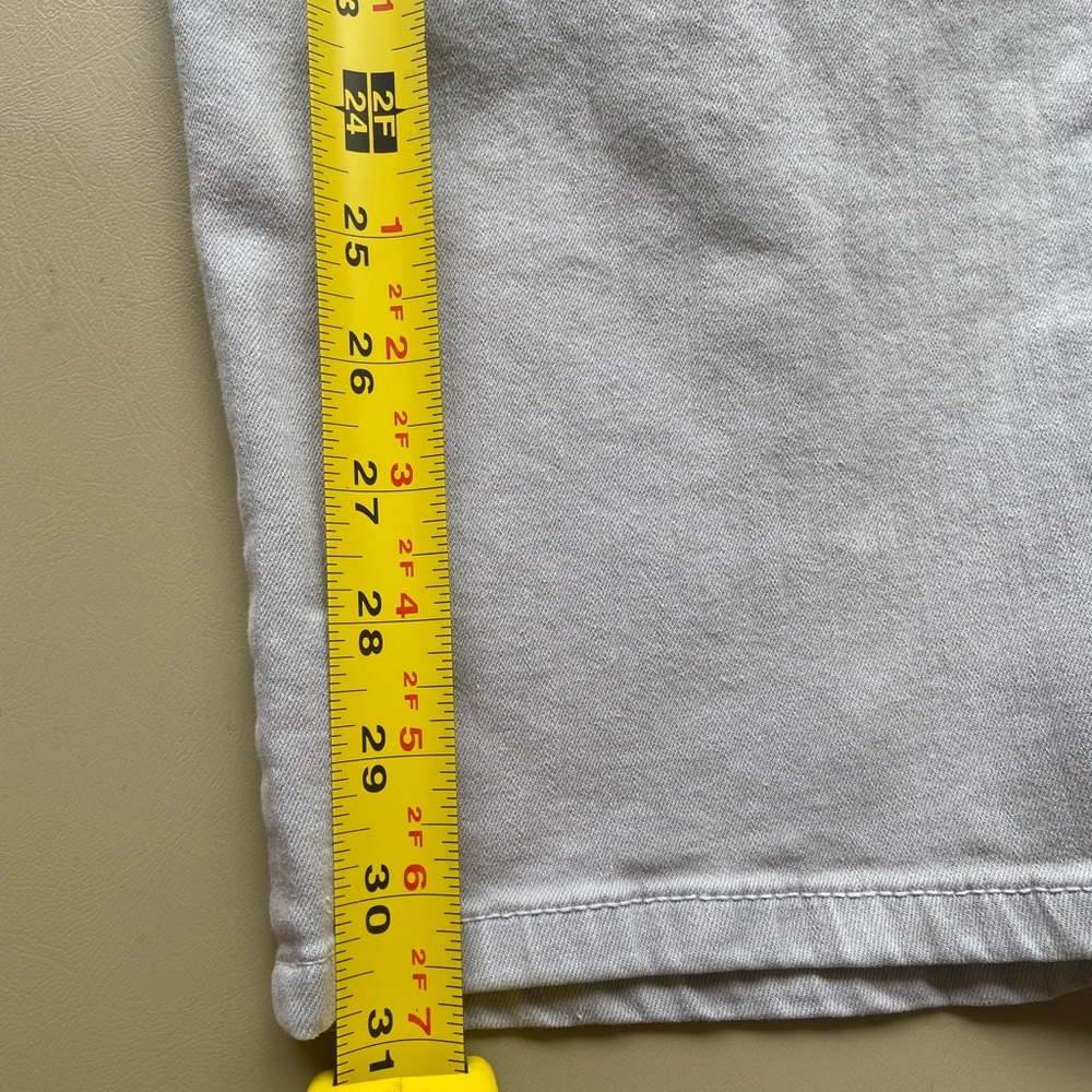 Capris - Picture 6 of 8
